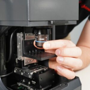 The world’s smallest confocal and modular Raman microscope